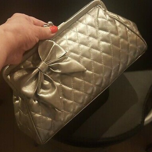 Bronze Metallic Bow Bag Purse - Picture 3 of 6